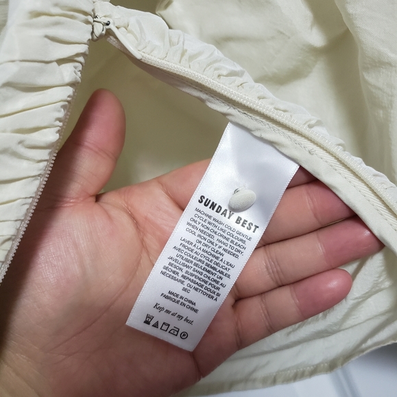 ARITZIA SUNDAY BEST Giselle Petal Top Blouse - Picture 11 of 12